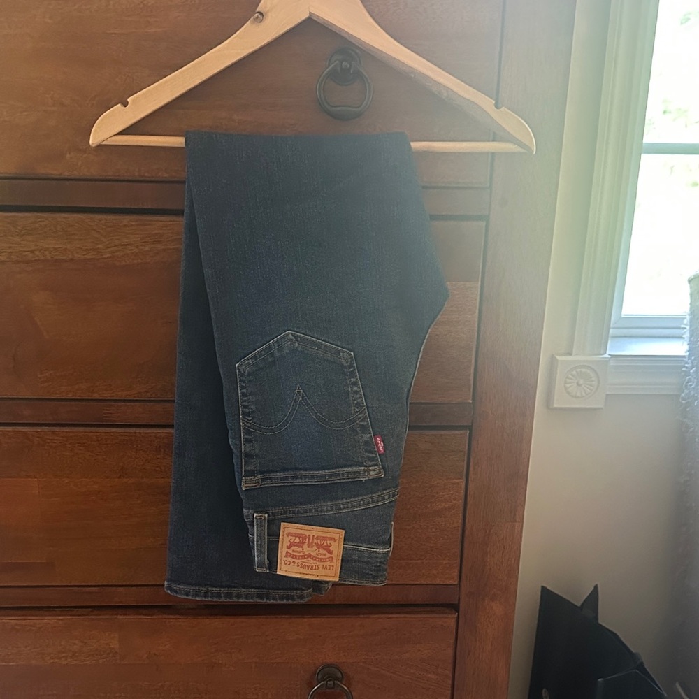 Levi's wedgie straight jeans